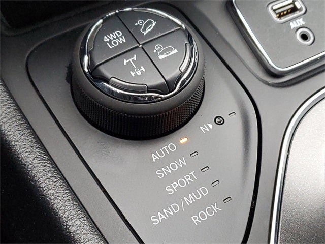 2020 Jeep Cherokee Trailhawk