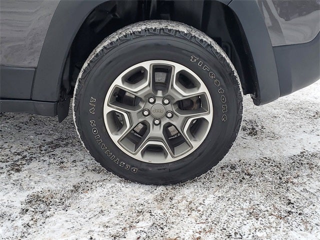 2020 Jeep Cherokee Trailhawk