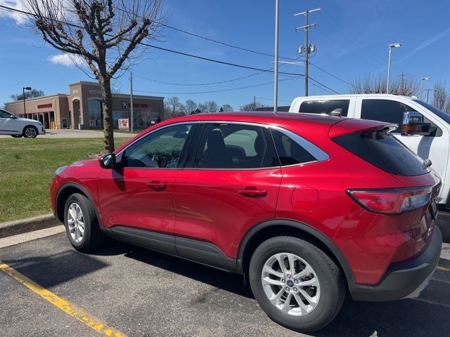 2021 Ford Escape SE