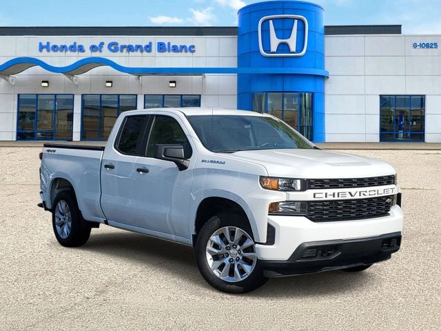 2019 Chevrolet Silverado 1500 Custom 4X4 Double Cab Std Box's photo