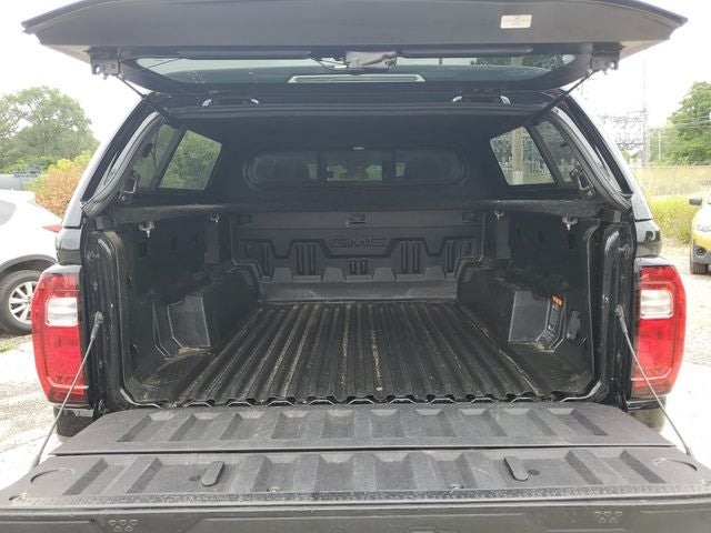 2023 GMC Canyon AT4