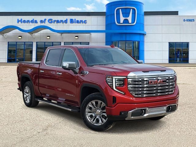 2023 GMC Sierra 4WD Crew Cab Short Box Denali's photo