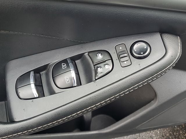 2023 Nissan Maxima Base