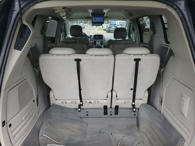 2010 Chrysler Town & Country Limited