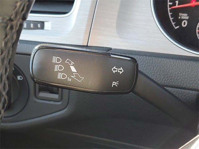 2015 Volkswagen Golf SportWagen S