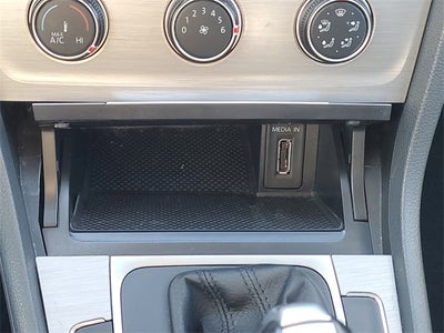 2015 Volkswagen Golf SportWagen S