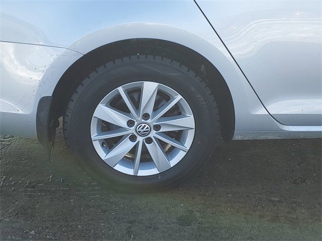 2015 Volkswagen Golf SportWagen S