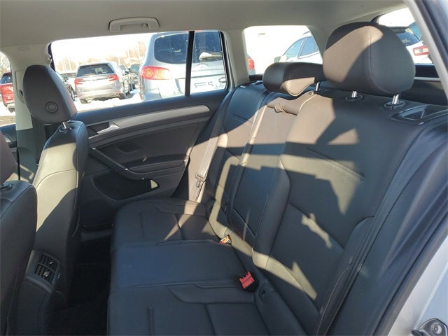 2015 Volkswagen Golf SportWagen S