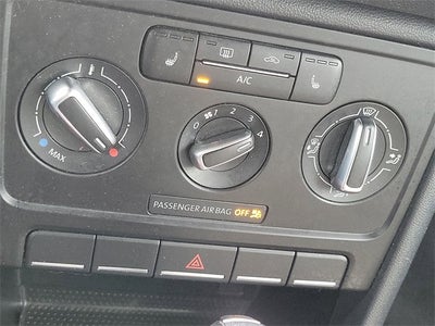 2015 Volkswagen Beetle 1.8T Classic