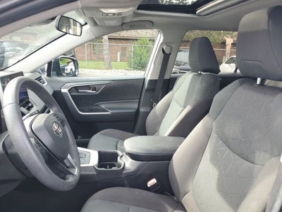 2023 Toyota RAV4 Hybrid XLE