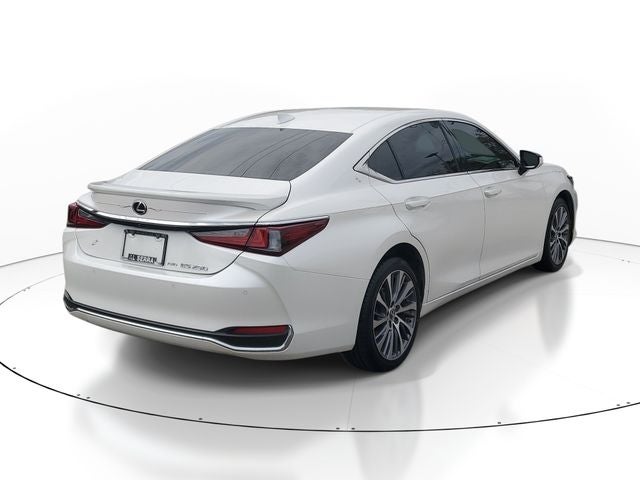 2021 Lexus ES 250