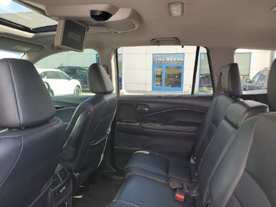 2020 Honda Pilot Touring 8 Passenger