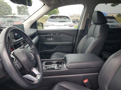 2023 Honda Pilot EX-L 8 Passenger