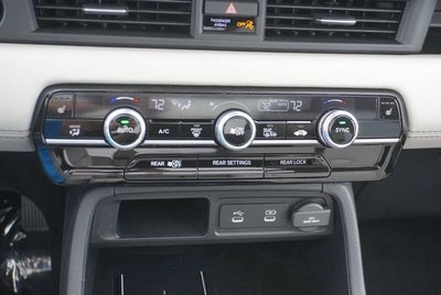 2026 Honda Pilot AWD Touring Blackout