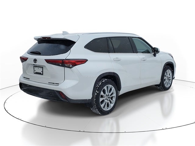 2023 Toyota Highlander L