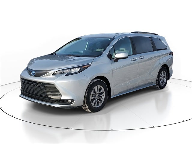 2025 Toyota Sienna XLE 7 Passenger