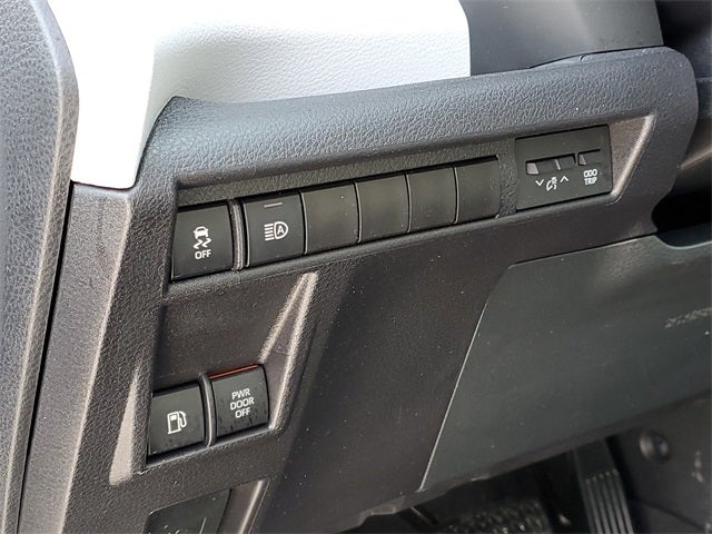 2025 Toyota Sienna XLE 7 Passenger