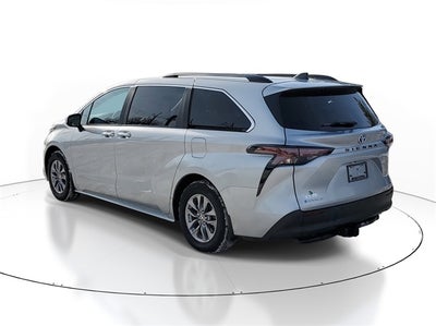 2025 Toyota Sienna XLE 7 Passenger