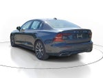 2022 Volvo S60 B5 Momentum