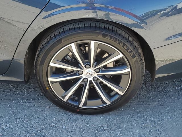 2022 Volvo S60 B5 Momentum