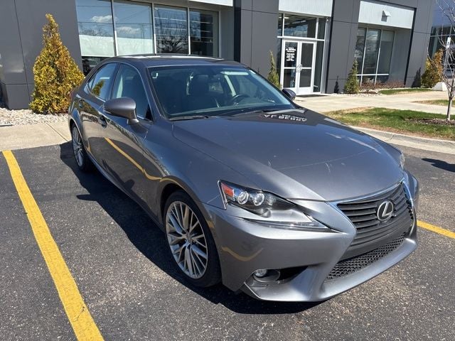 2016 Lexus IS 200t