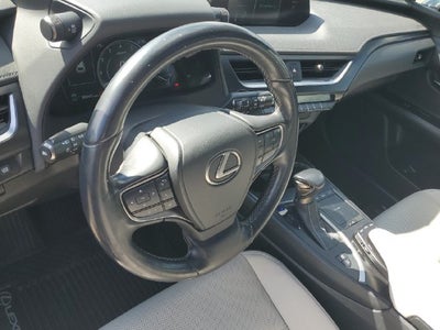 2019 Lexus UX 250h Base