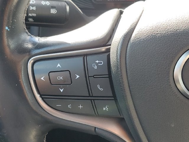 2019 Lexus UX 250h Base