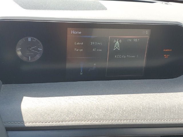 2019 Lexus UX 250h Base