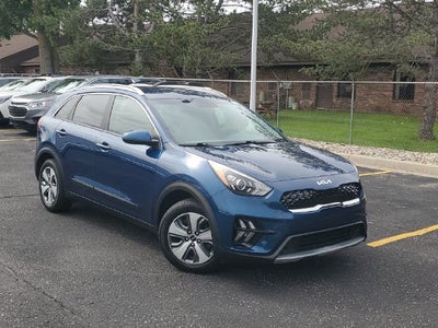 2022 Kia Niro LX