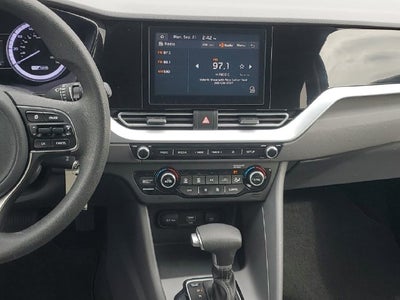 2022 Kia Niro LX