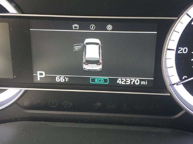 2022 Kia Niro LX