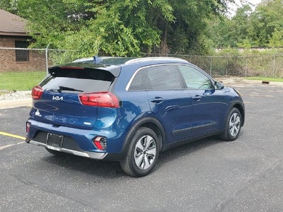2022 Kia Niro LX