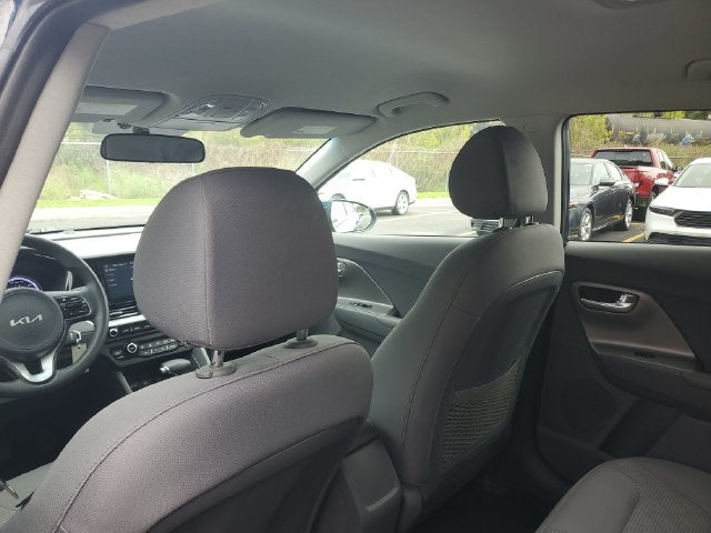2022 Kia Niro LX