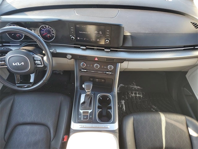 2024 Kia Carnival LX