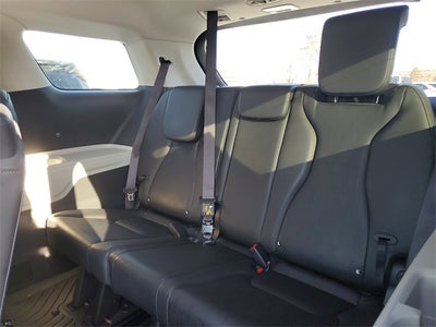 2024 Kia Carnival LX