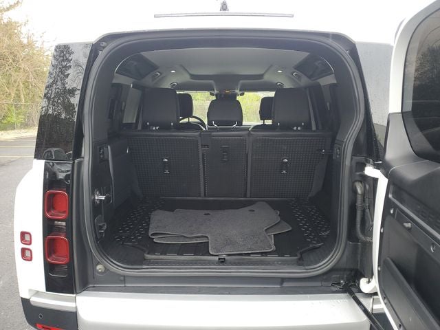 2020 Land Rover Defender 110 SE