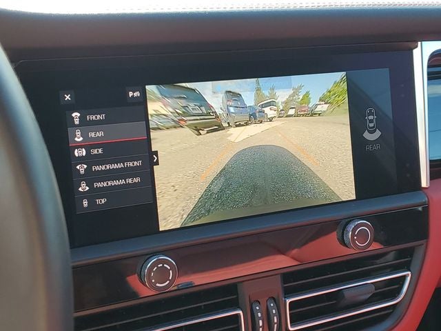 2022 Porsche Macan S