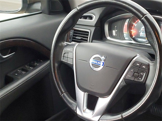 2016 Volvo XC70 T5 Premier