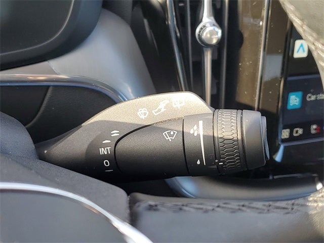 2023 Volvo XC60 Recharge Plug-In Hybrid T8 Core Bright Theme