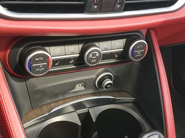 2019 Alfa Romeo Stelvio Ti